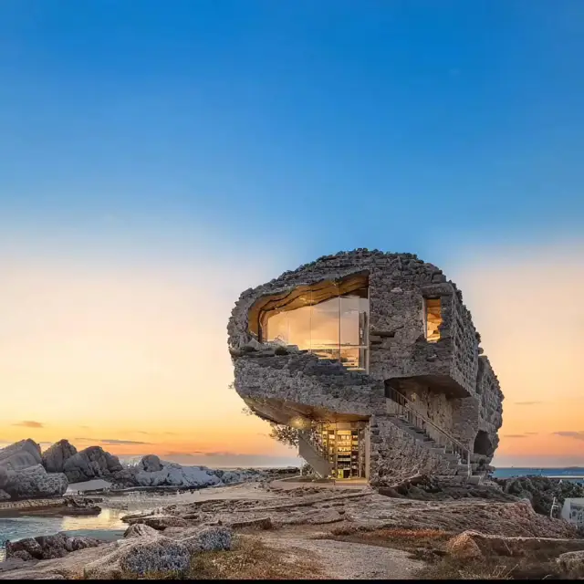 Fluid Granite Villa @60FPS by Carlos Bannon